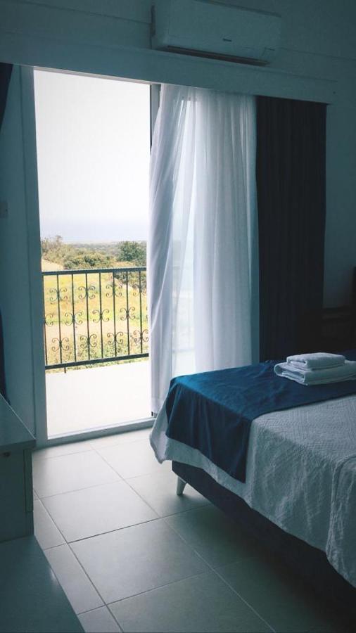 Karpaz Sunset Hotel Rizokarpaso Екстер'єр фото